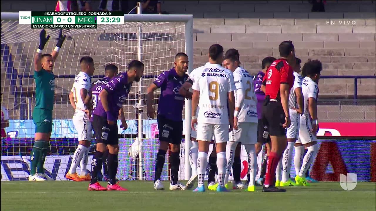 ¡TIRO ATAJADO! disparo por Juan Ignacio Dinenno.