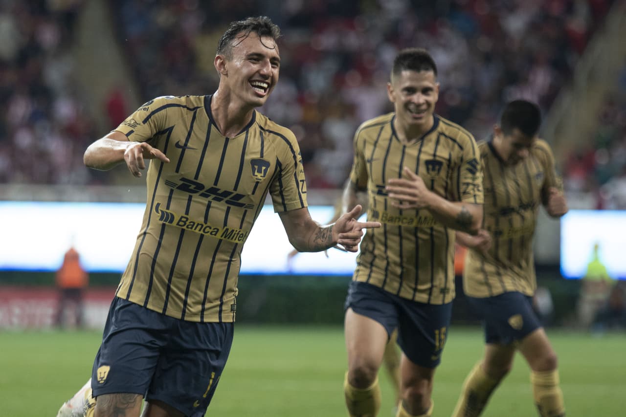 Pero a los 39 minutos Brian Figueroa aplacó las intenciones del Guadalajara con un zapatazo desde unos 25 metros que dejó sin oportunidad al guardameta de loas rojiblancos.