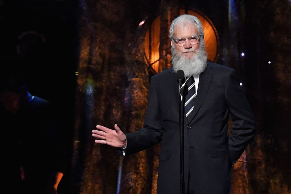 El momento encendió Twitter, ya que a algunos les encantó la broma porque reconocieron la voz de Letterman.