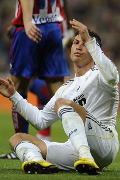 No jugó bien el Real Madrid, que en el primer tiempo aburrió y no encontró su mejor fútbol.