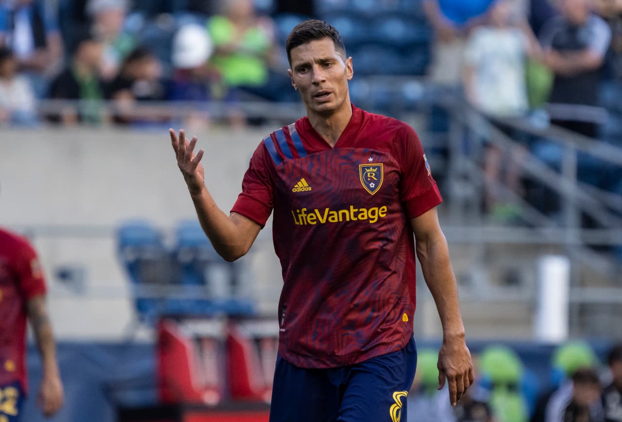No es un delantero típico, pero el volante ofensivo Damir Kreilach estuvo entre los máximos anotadores de Major League Soccer en 2021.
<br>