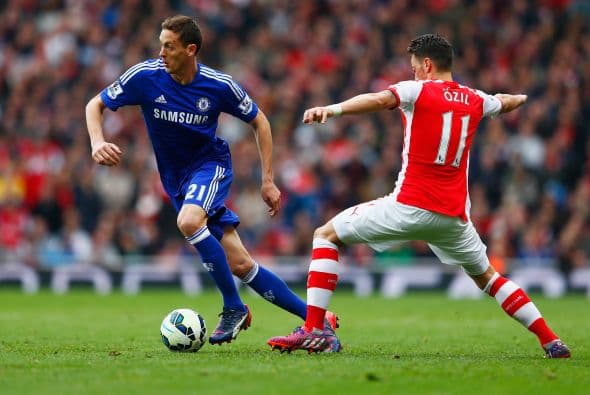 El equipo azul dominó la posesión de balón el mayor tiempo de juego, limitando las acciones del Arsenal.