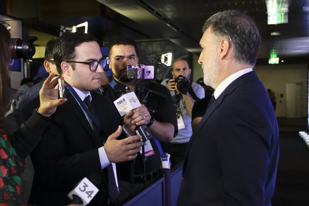 Martino fue abordado luego de la ceremonia donde se dieron a conocer los grupos para la edición de este año de la Copa Oro.
