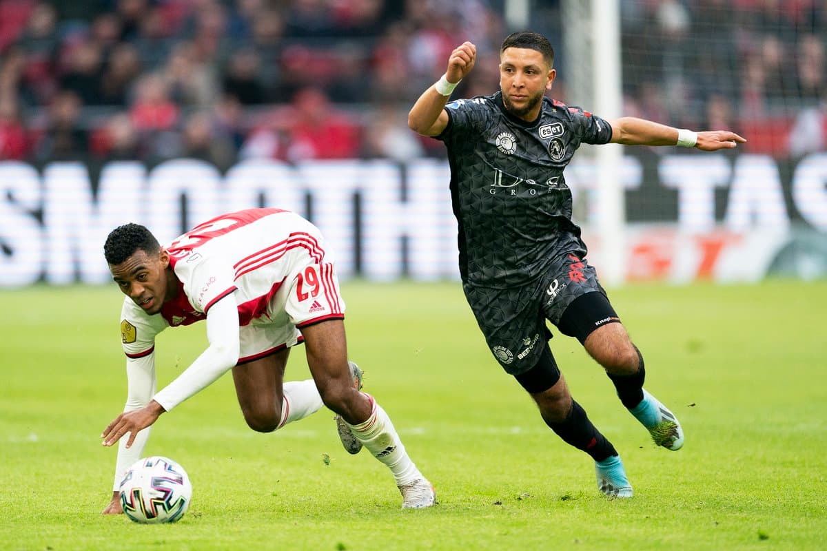 El Ajax vence 2-1 a Sparta Rotterdam y sigue siendo líder de la liga holandesa. Los goles del Ajax fueron por parte de Van de Beek y Gravenberch, y por parte de Rotterdam fue Piroe. Edson Álvarez permaneció en banca.