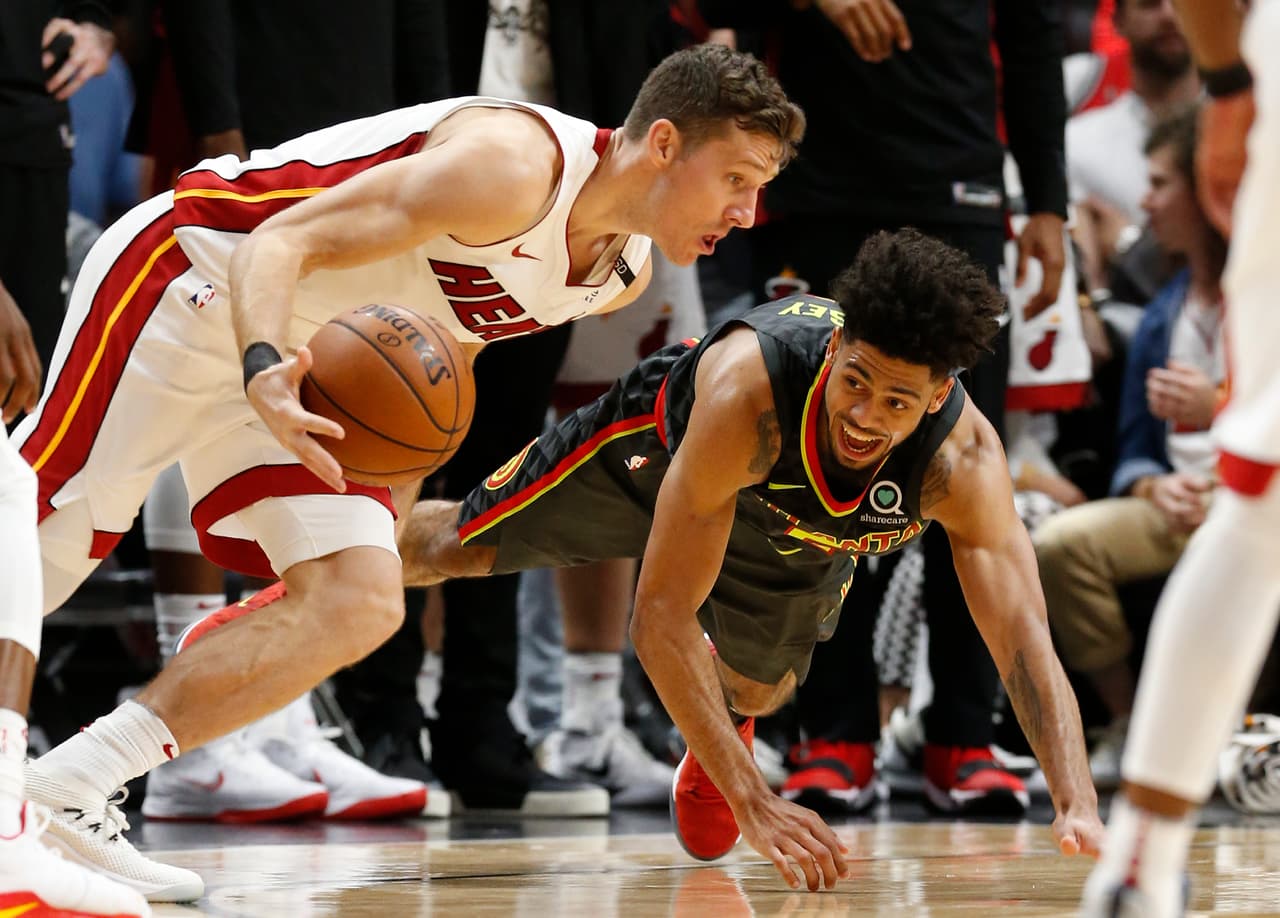 El Miami Heat también ganó en su estadio y con ello logró su clasificación a los playoffs. Atlanta Hawks fue su víctima por 98-101.