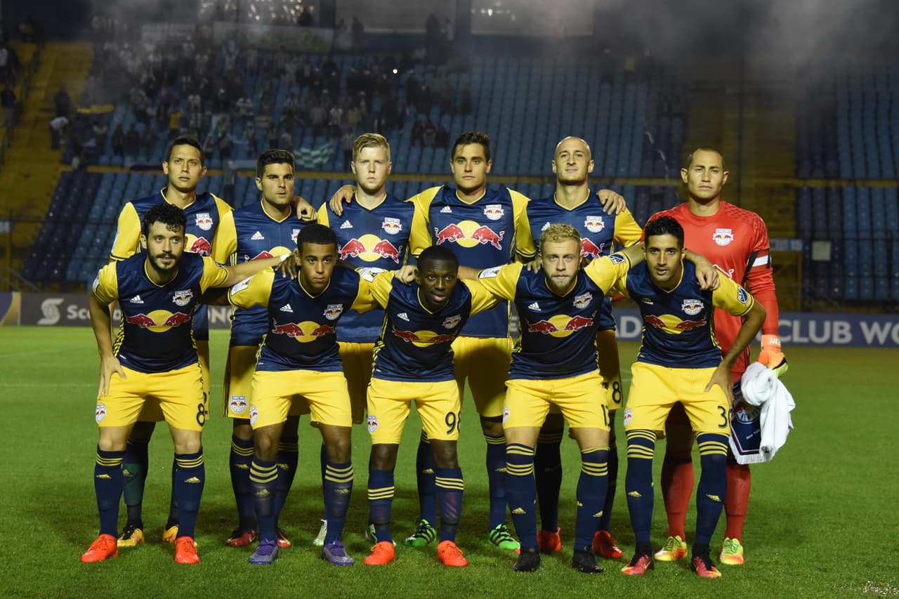 New York Red Bulls, por su parte, clasificó al ganar el Grupo F por encima de Alianza y Antigua.