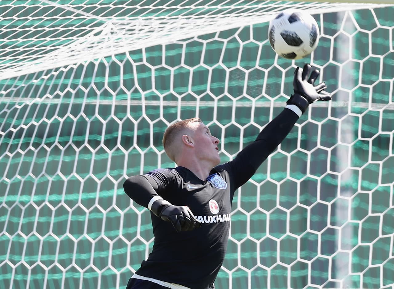 El arquero de 24 años Jordan Pickford, del Everton FC, fue el arquero titular contra Túnez y se perfila para repetir en la portería frente a Panamá.