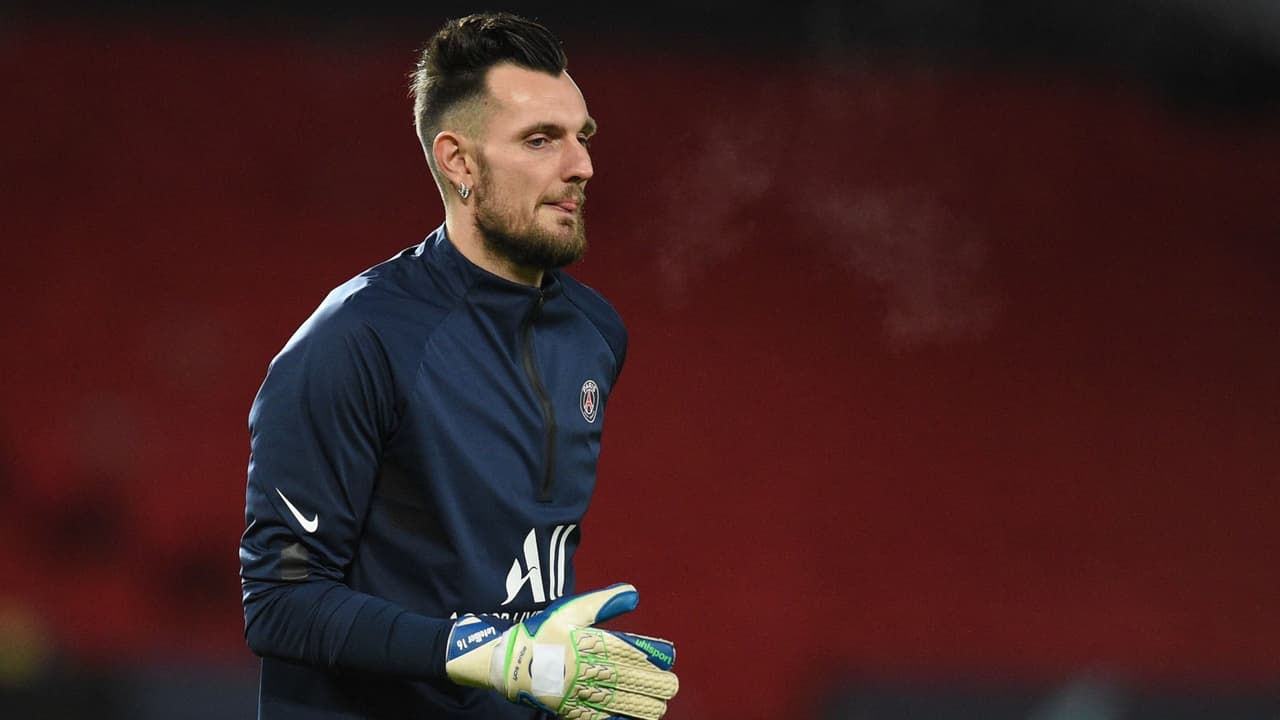 PSG: Sergio Rico sigue en estado grave tras sufrir accidente en caballo