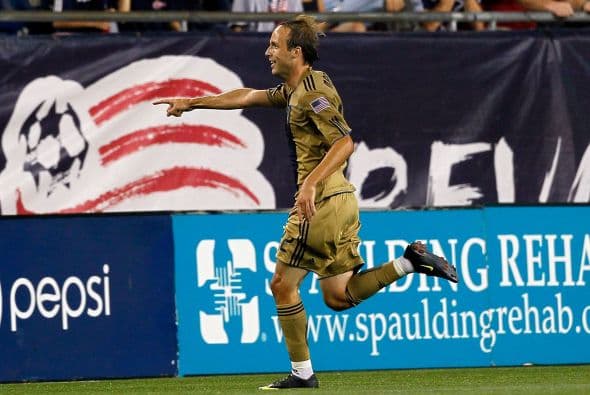 Philadelphia Union dio la vuelta al marcador ante New England.