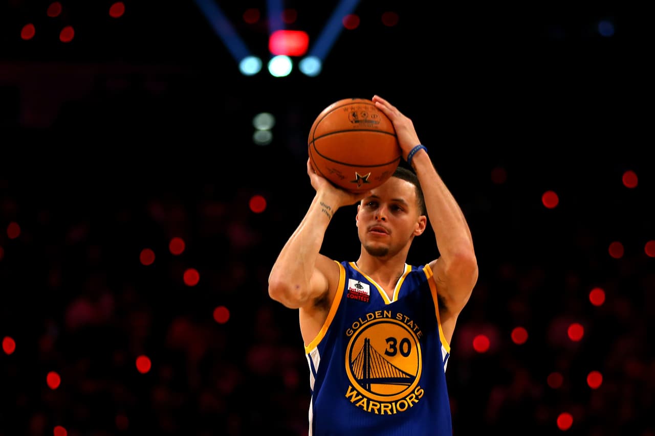 El número 30 de Golden State logró hacer una temporada destacada con los Warriors para ganar el trofeo al Jugador Más Valioso de la NBA en la temporada 2014-15.
