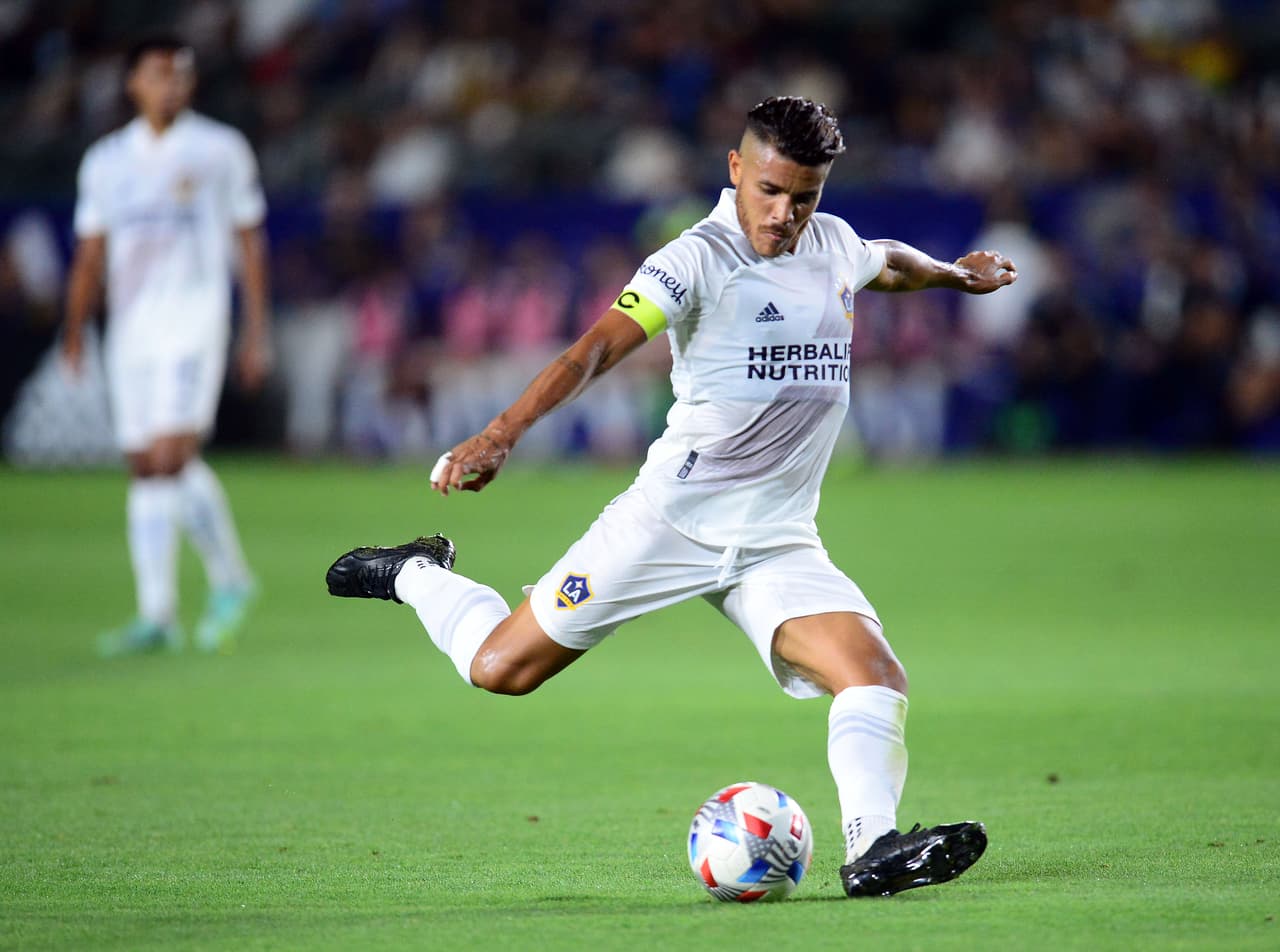LA Galaxy tuvo buenos momentos de dominio de juego. pero el visitante terminó prevaleciendo.
<br>