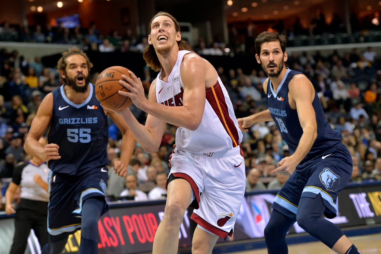 Finalmente, El Miami Heat sorprendió como visitante a los Memphis Grizzlies al vencerlos por 100 a 97.