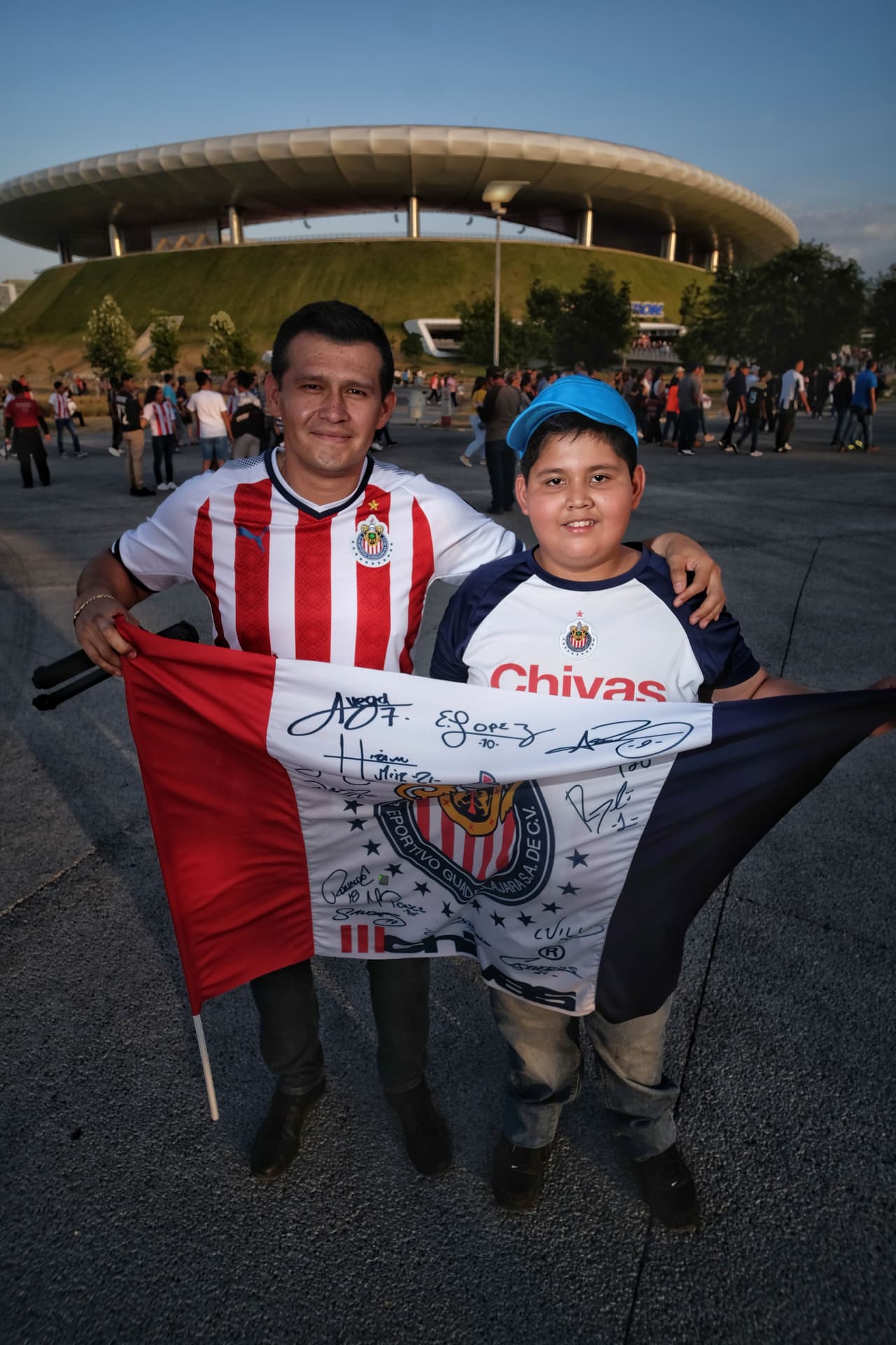 Los aficionados de Chivas están listos en el Estadio Akron para el juego contra Puebla en la Jornada 15 del 
<a href="https://www.univision.com/deportes/futbol/liga-mx/*">Clausura 2019</a>.