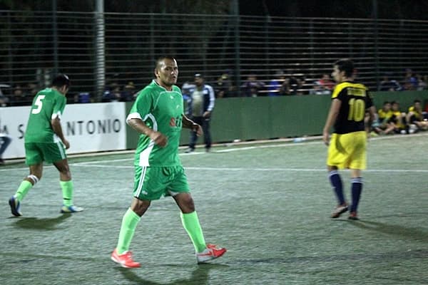 Humberto Suazo es refuerzo del Chunga Boys, un equipo amateur