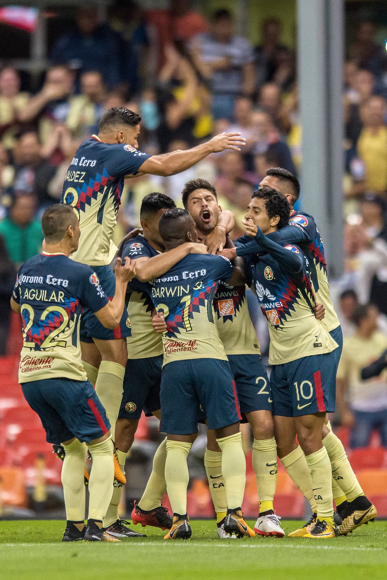 En polémico y aguerrido partido, América se llevó los 3 puntos ante unos Pumas que vendieron cara la derrota.
