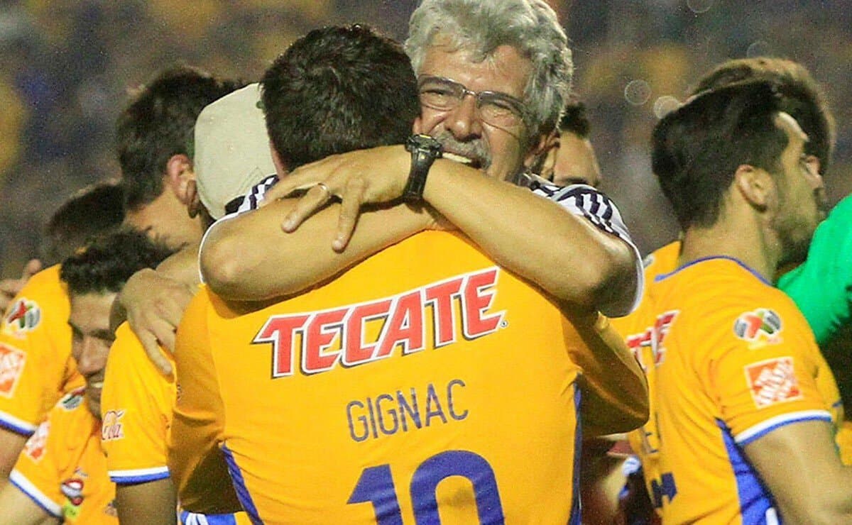Gignac despide al 'Tuca' Ferretti con un emotivo mensaje