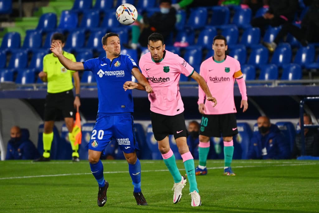 Los culés cayeron por la mínima diferencia en su cuarto compromiso de la competición española. Jaime Mata (56’) anotó el gol por la vía penal. Barcelona enfrentará al Real Madrid en su siguiente compromiso de La Liga; Getafe recibirá al Granada.
