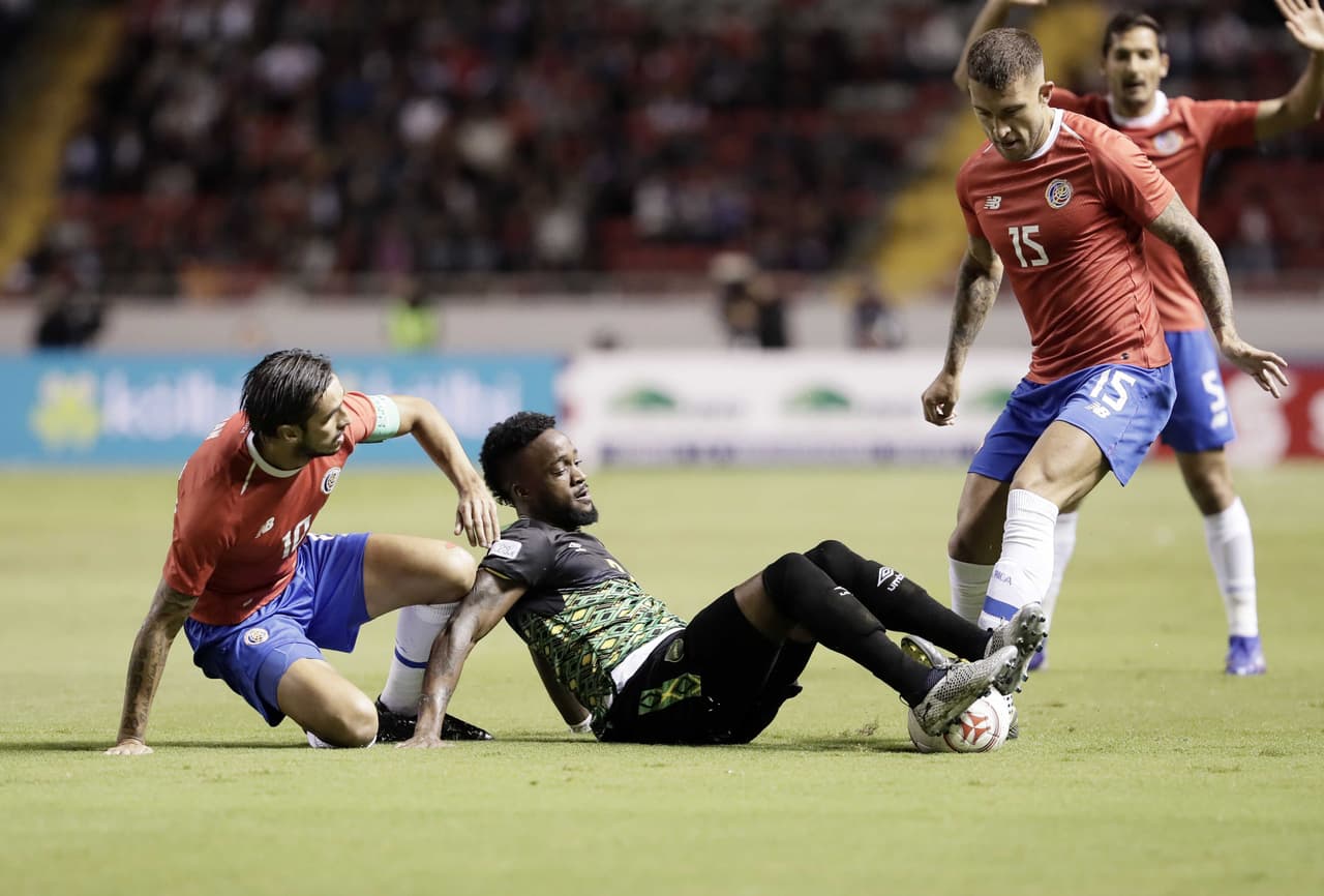 Costa Rica derrotó 1-0 a Jamaica en partido amistoso en San José como local en un duelo de dos equipos de Concacaf que estarán como participantes de la Copa Oro.