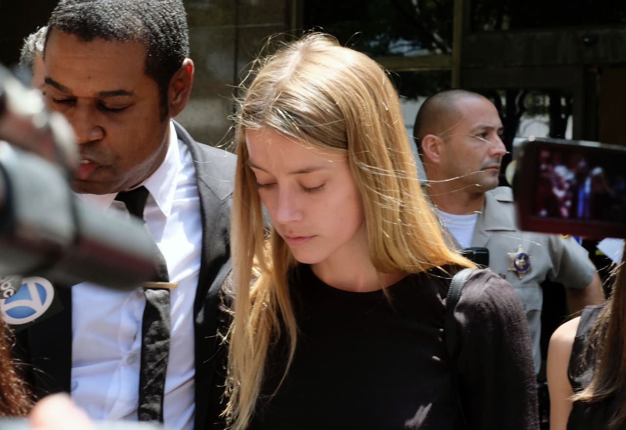 Todo esto a consecuencia de perder el juicio donde se le acusaba de violencia doméstica sobre Amber Heard.