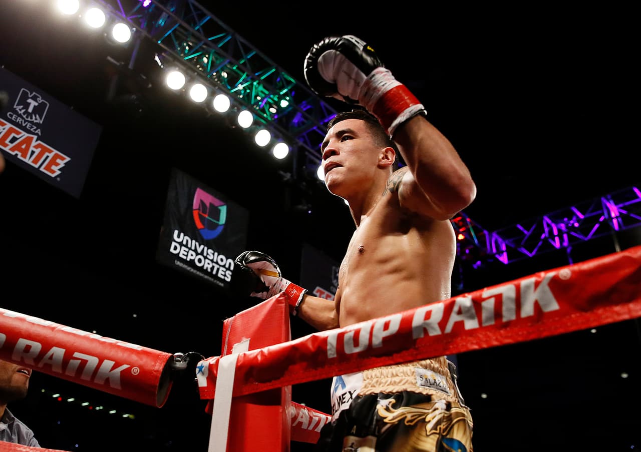 Oscar Valdez listo para brillar en 2016