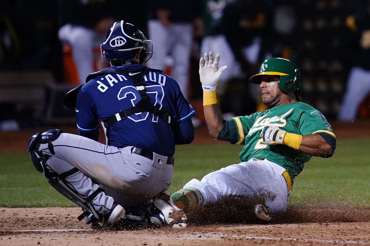 Catcher. Tras los problemas de lesiones de Mike Zunino, Travis d’Arnaud aprovechó la oportunidad y se quedó con la titularidad en los Rays.