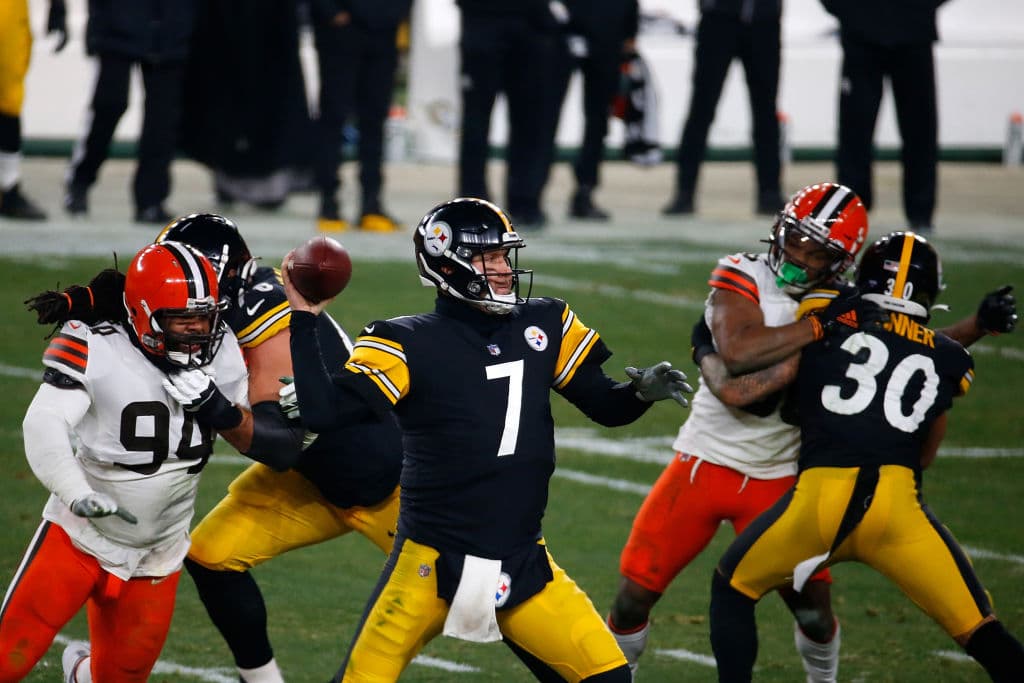 En un partido prácticamente perfecto de Baker Mayfield, Los Browns logran imponerse a los Steelers 48-37 en Pittsburgh.