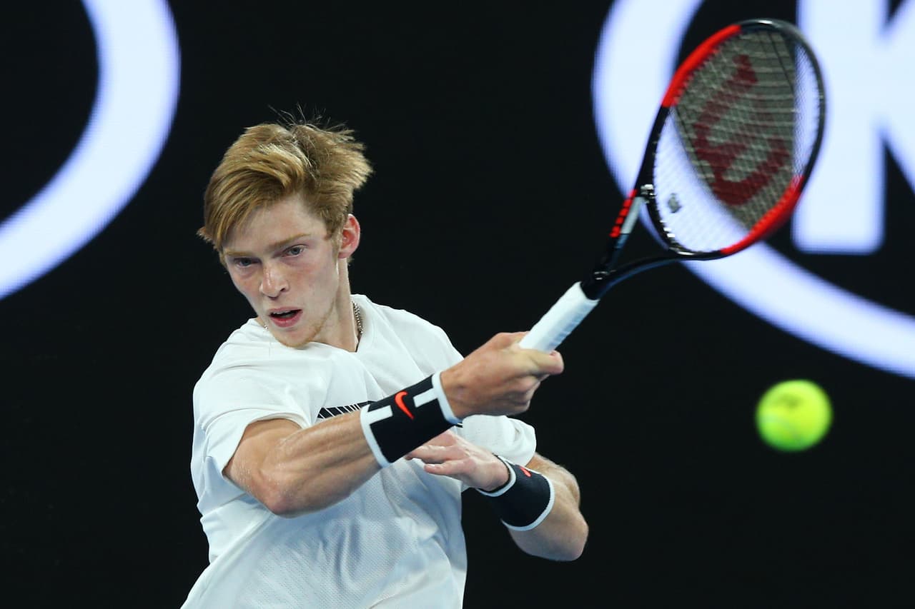 El ruso Andrey Rublev, de 19 años es una de las grandes promesas de su país y ya tiene un títuolo en ATP, pero ante el número uno fue poco lo que pdo hacer.