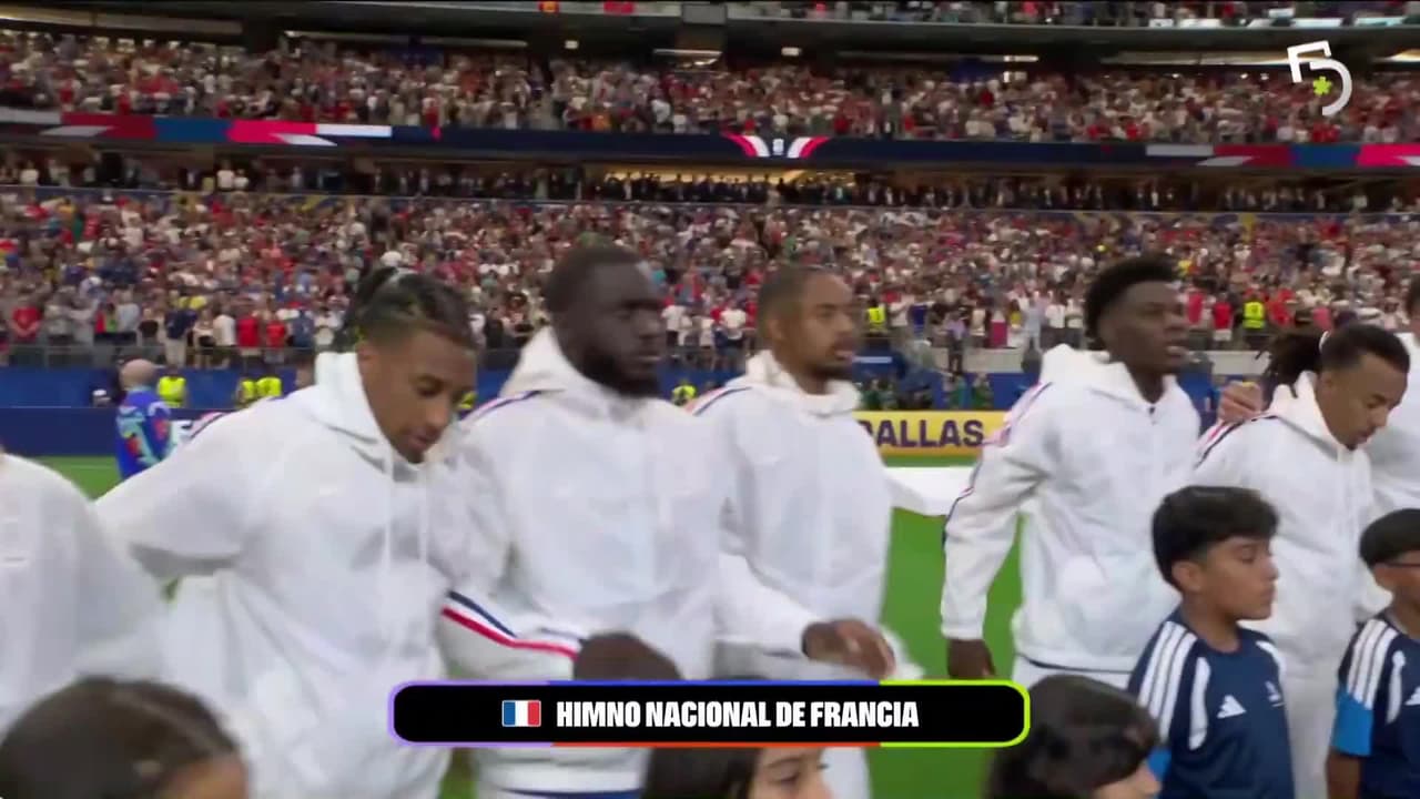 ¡Piel chinita con los himnos! Todo listo para que ruede el balón en Dallas