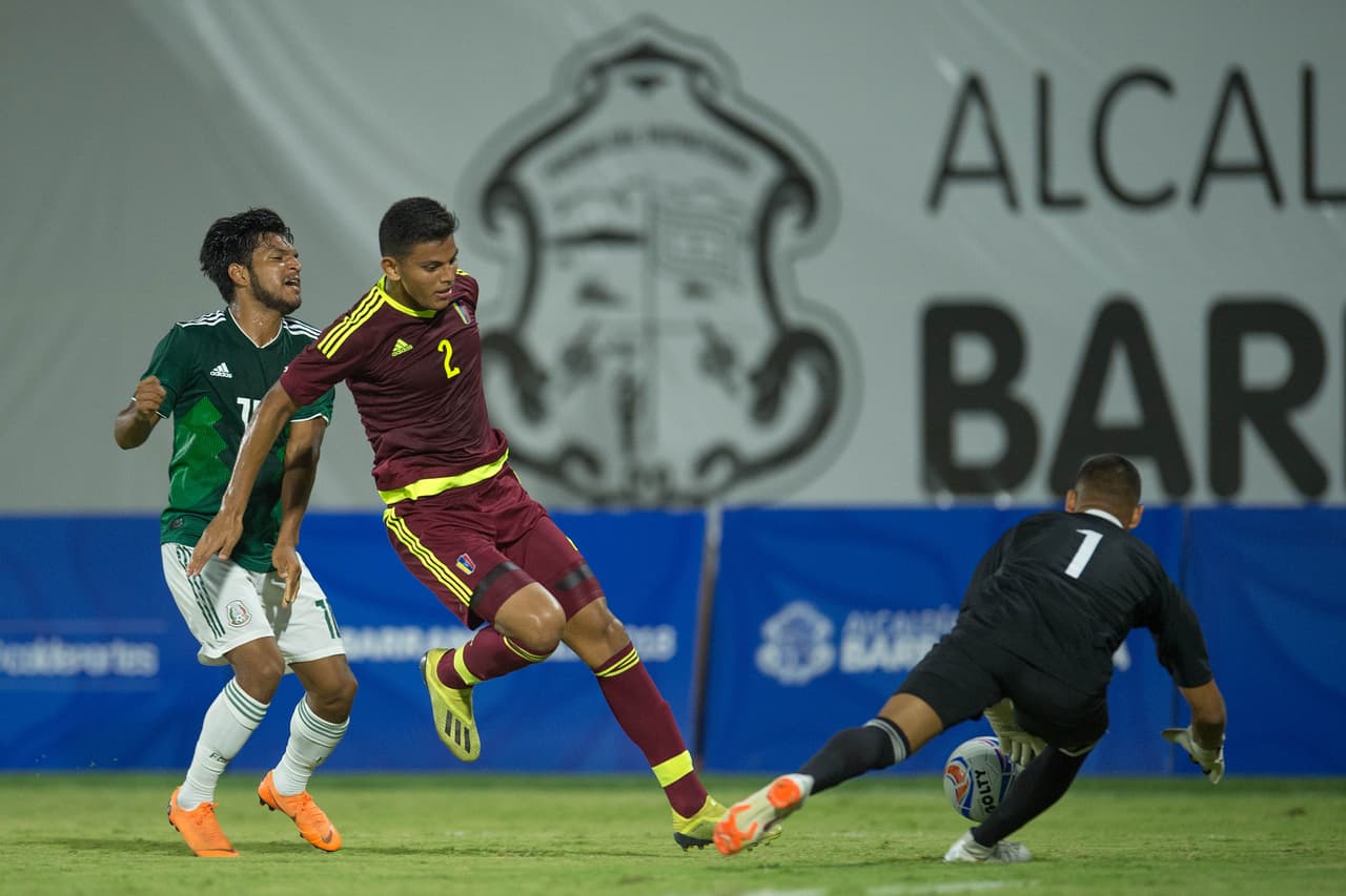 El arquero Joel Graterol (derecha) fue uno de los hombres destacados de Venezuela.