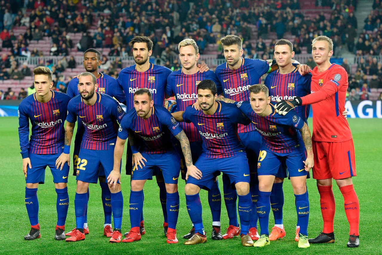 Como pocas veces pasa, Ernesto Valverde salió al campo sin su máximá figura Lionel Messi. Cilessen también hizo presencia en el arco.