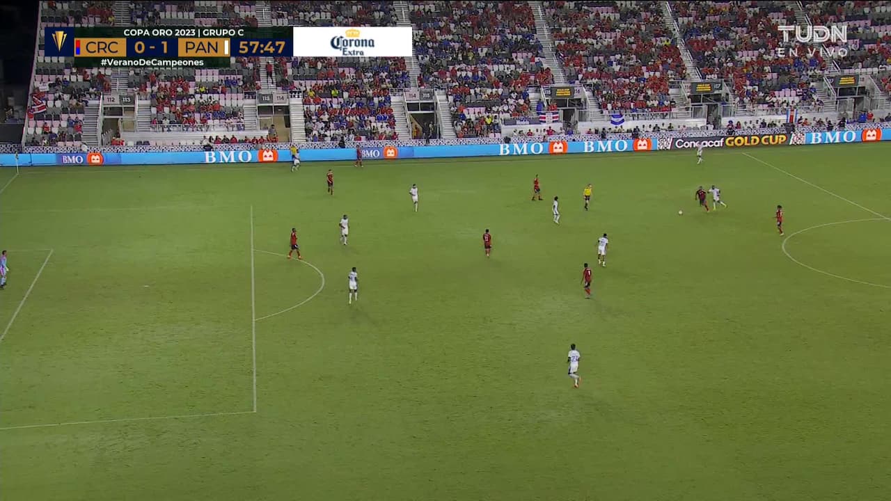 ¡TIRO ATAJADO! disparo por Joel Campbell.