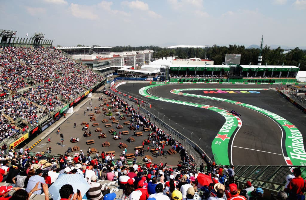 Con una muy buena asistencia de público en las tribunas se vivió el primer día del Gran Premio de México.