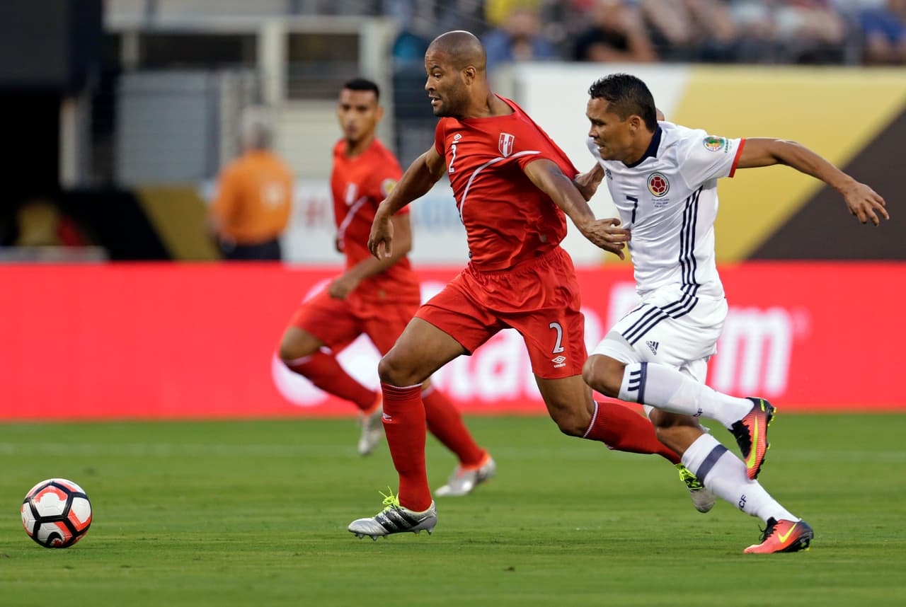 El peruano Alberto Rodríguez podría reforzar la zaga del Orlando City