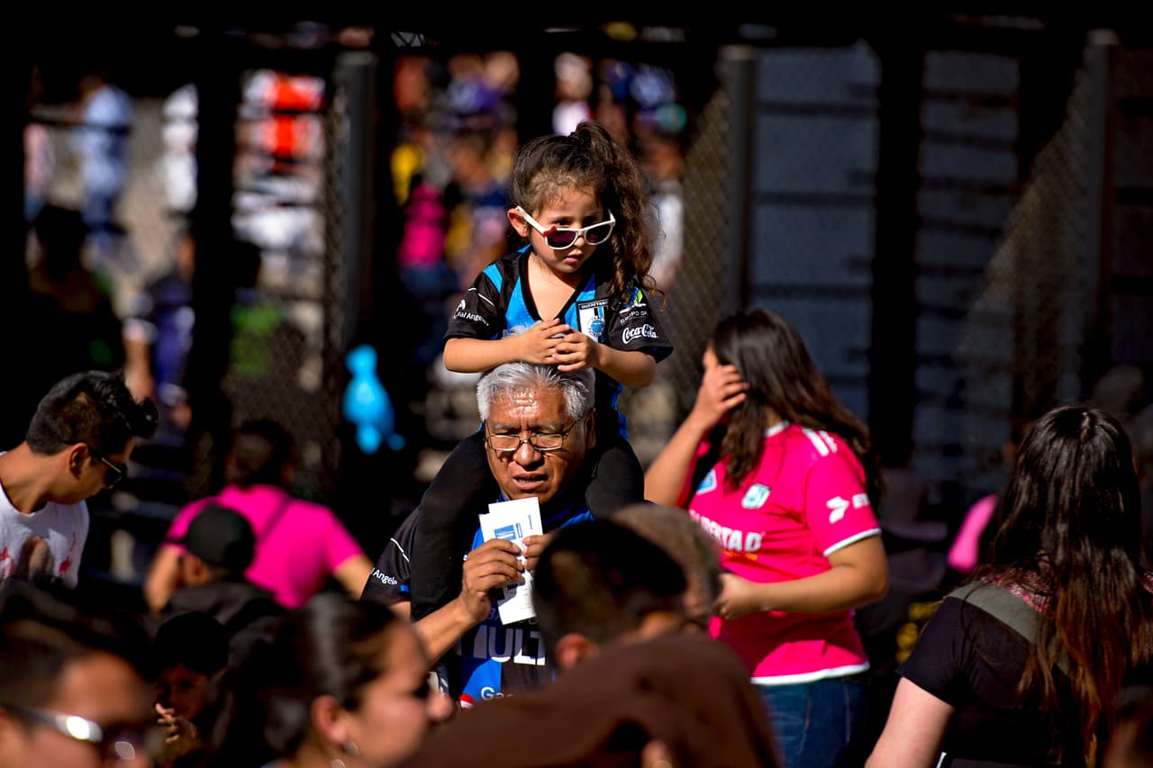 Gran ambiente se vivió en los estadios del fútbol mexicano en una nueva fecha de la Liga MX.
