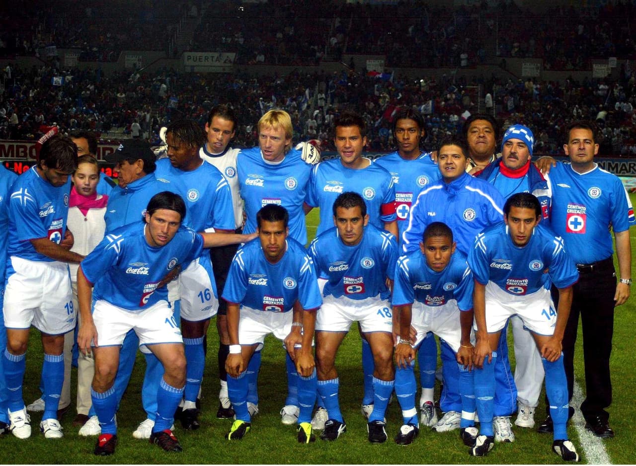 Sin embargo, aquel equipo celeste no fue líder, no tuvo líder de goleo y no llegó a la Final, incluso fueron eliminados en Cuartos de Final.