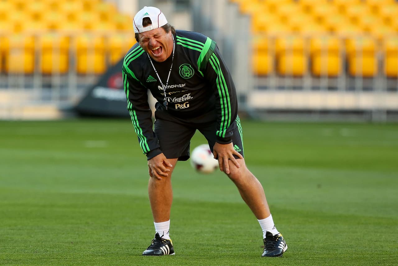 Herrera logró darle un vuelco anímico al América, que llegó a la final del Clausura-2013, en donde cayó conta León. El técnico salió del equipo con un rendimiento del 60,37 por ciento en 106 partidos y lo hizo para asumir la dirección técnica de la Selección de México.