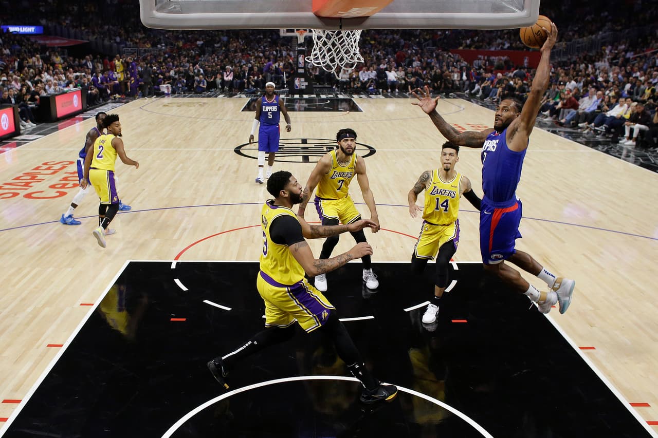 LA Lakers pierden 102-112 ante LA Clippers; Toronto Raptors vence 130-122 a New Orleans Pelicans.