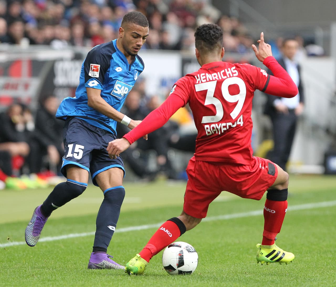 A pesar de lo parejo del partido, el local si tuvo más el balón. En 57 por ciento del juego, Hoffenheim mantuvo la posesión del esférico.