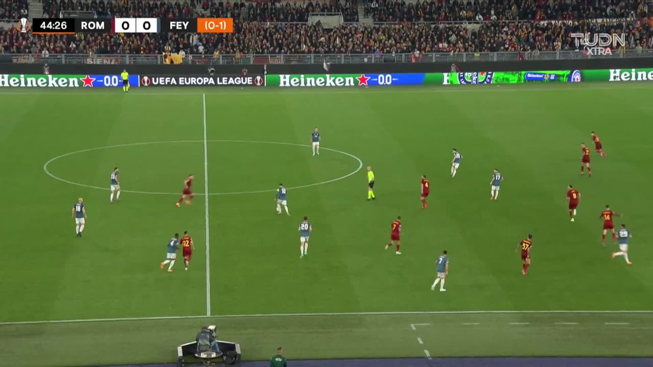 ¡TIRO ATAJADO! disparo por Sebastian Szymanski.