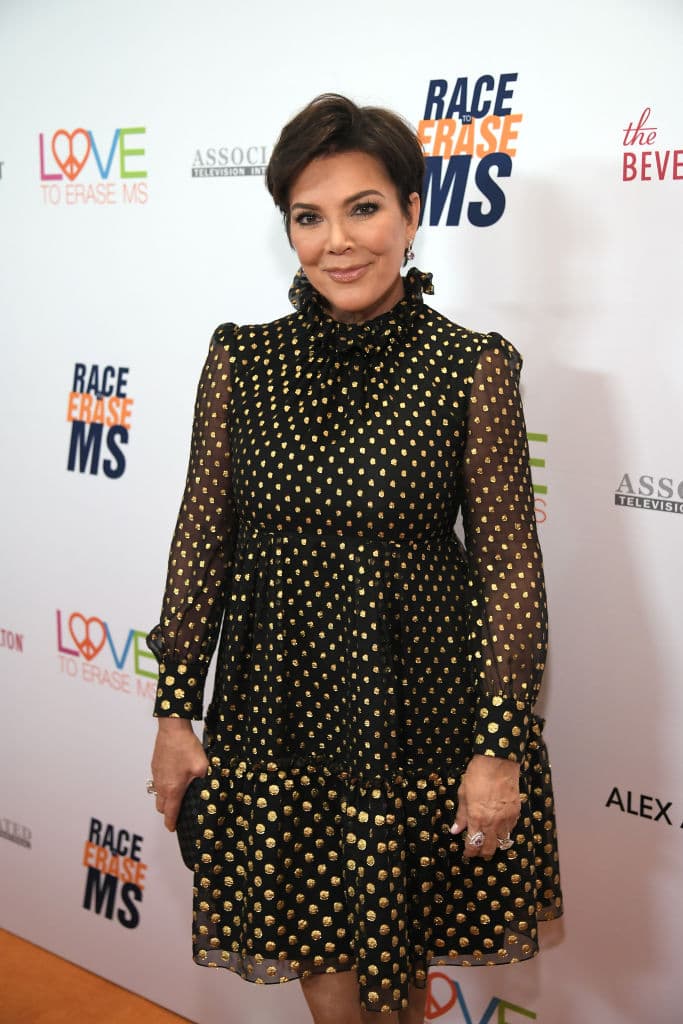 Kris también se encargó de ayudar a Kim Kardashian en el lanzamiento de su fragancia KKW Beauty.
<br>