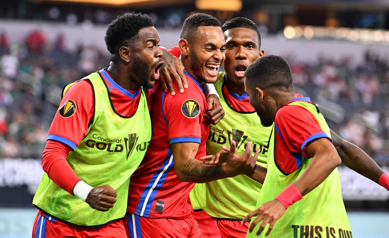 Panamá goleó a Catar en los Cuartos de Final de la Copa Oro con tres goles de Ismael Díaz.