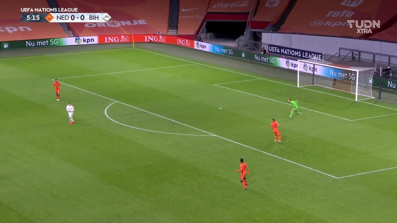 ¡Gol de Holanda! Wijnaldum abre el marcador muy temprano