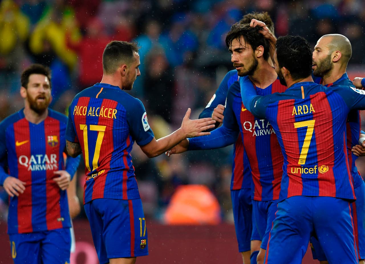 El segundo gol del partido llegó con un centro por la derecha que remató el portugués Andre Gómez de primera. Un 2-0 fácil y que frenó el ritmo.