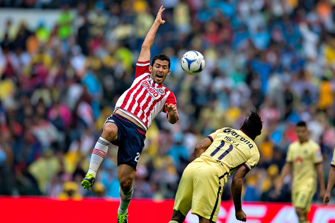 Hoy está del otro lado, recientemente fueron eliminados de la Copa en medio del escándalo del “Gullit” e incluso con su puesto pendiendo del resultado. El técnico con sus decisiones es clave para un duelo que puede ayudarle a salir definitivamente de la crisis o hundirlo más en ella.