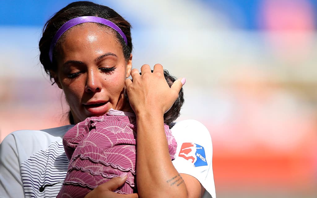 El Consejo de la FIFA aprobó una reforma para jugadoras y entrenadoras.