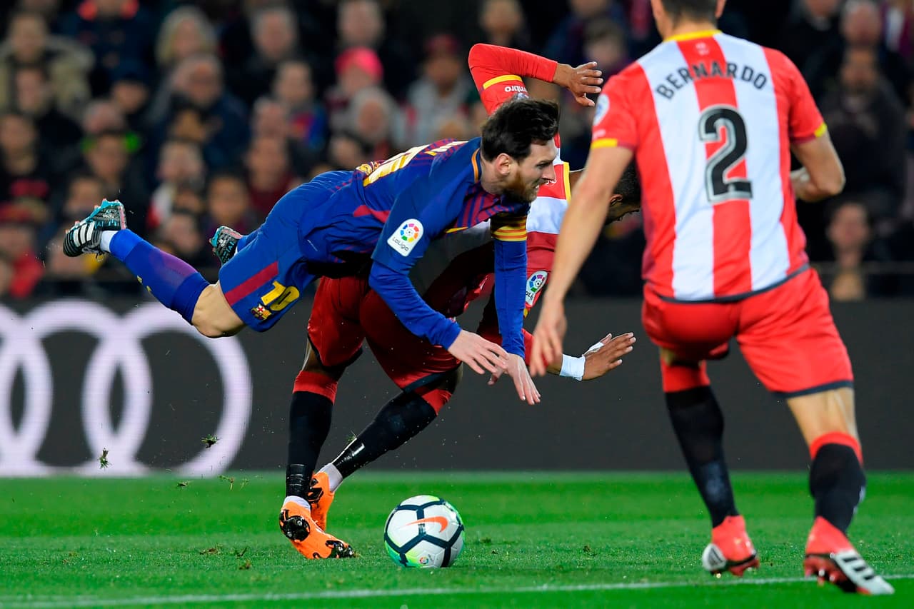 No hay forma de parar al argentino. Si cometes falta, su efectividad en el cobro de tiros de castigo es sencillamente formidable.