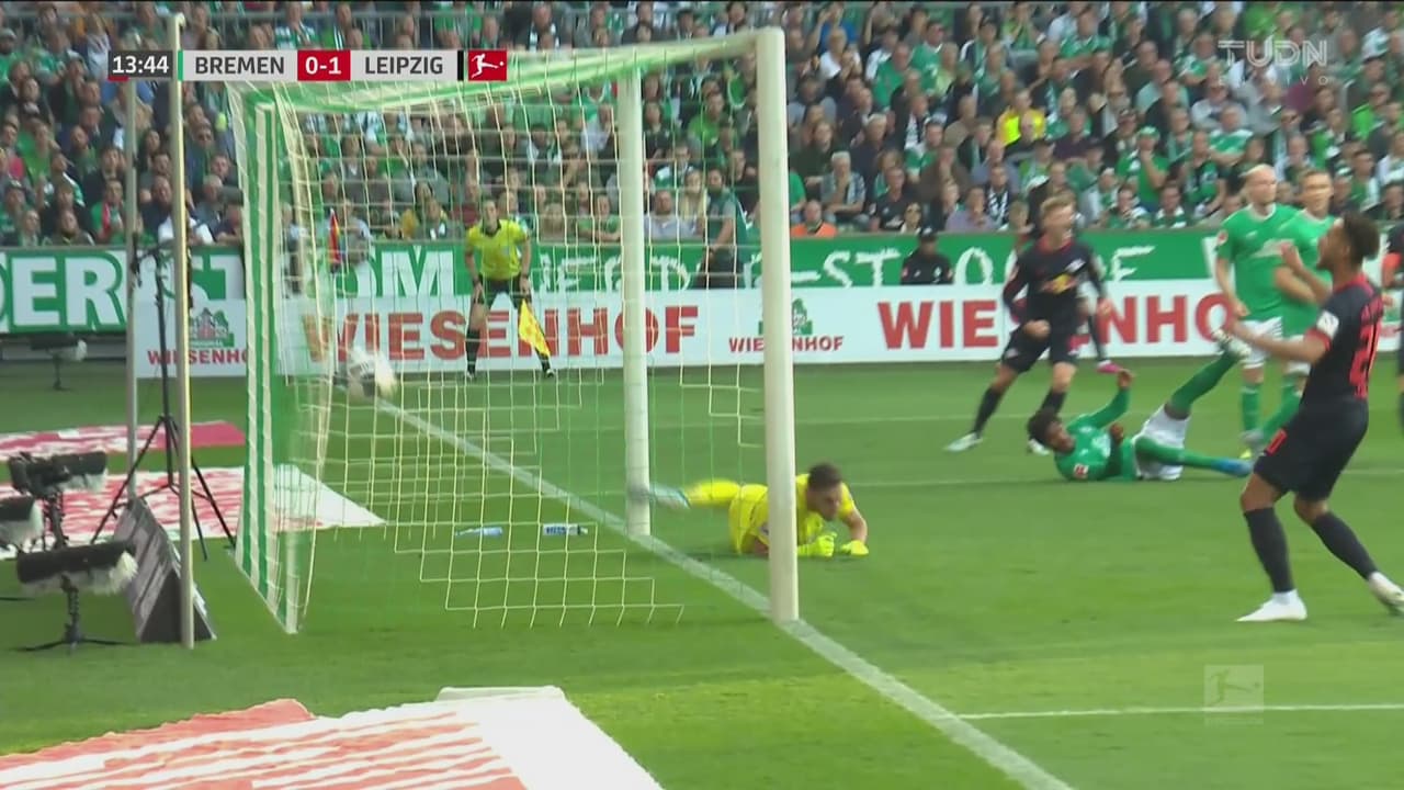 Cabezazo de Willi Orban y el Leipzig ya se impone 0-1 al Bremen
