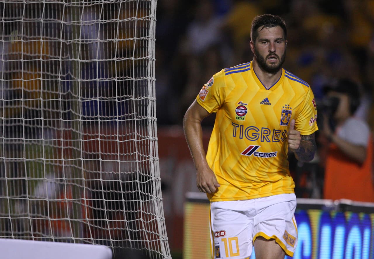 Los felinos estaban en total y absoluto comando tras el golazo del francés que puso por delante a su equipo 3-0 ante un Veracruz que parecía no existir como rival.