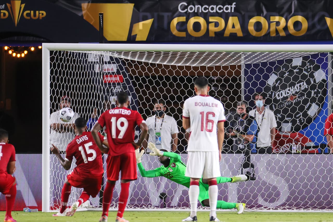 Panamá también tuvo un penal a su favor y volvió a empatar el partido por tercera vez al 79' por conducto de Erick Davies.