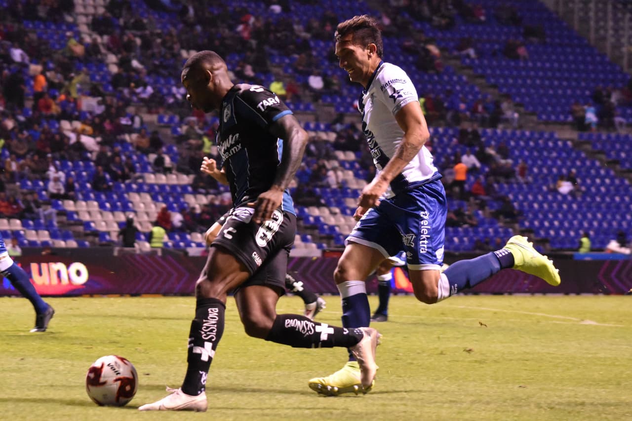 Con autogol de Daniel Arreola, Querétaro sufre pero se logra quedar con los tres puntos.